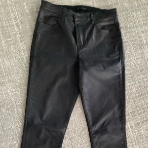 Faux leather black skinny jeans. Perfect for a night out.